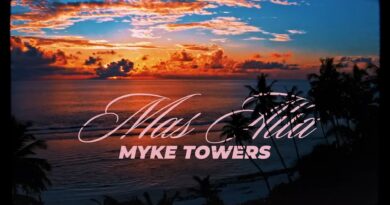 Myke Towers - MÁS ALLÁ Lyrics